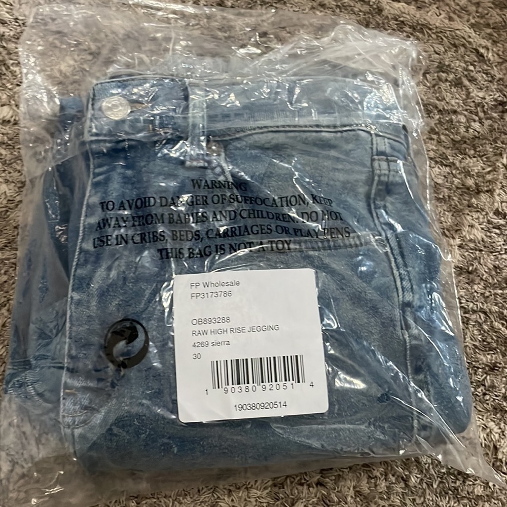 Last chance NWT Free people raw hem high rise jegging size 30 - Picture 6 of 6